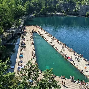 Mieszkanie 6-osobowe Przy Plywajacych Basenach Zakrzowek , Kraków Polska